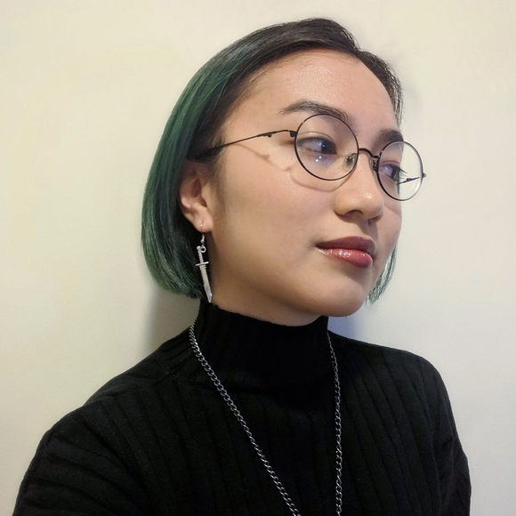 Meet your Posher, Gitta - Picture 1 of 1